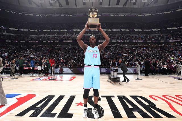 欧冠-福登破门哲凯赖什戴帽 曼城1-4葡萄牙体育